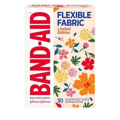 Marca BAND-AID(R) Apósitos de tela flexible con estampados de flores silvestres, frente del paquete