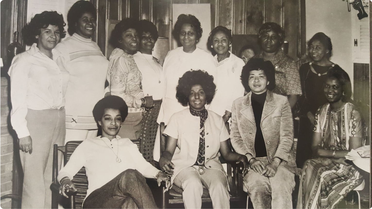 Fotografía grupal de las fundadoras de la NBNA (National Black Nurses Association)